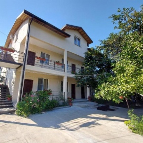 Guest House Leto